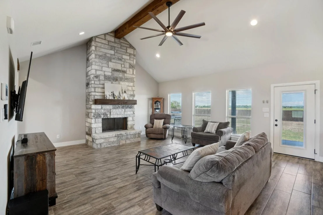 Photo of 103 RUSTIC WOODS