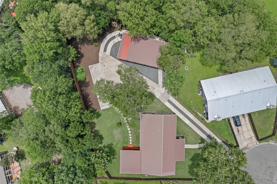 Photo of 5106 Spruce CV