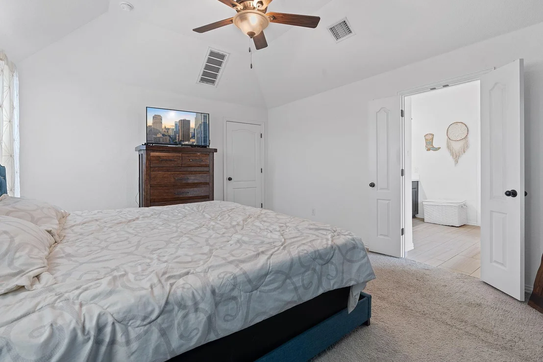 Photo of 874 Spinnaker LOOP