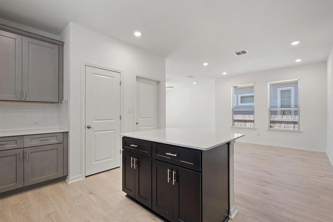 Photo of 424 Treadwell LN