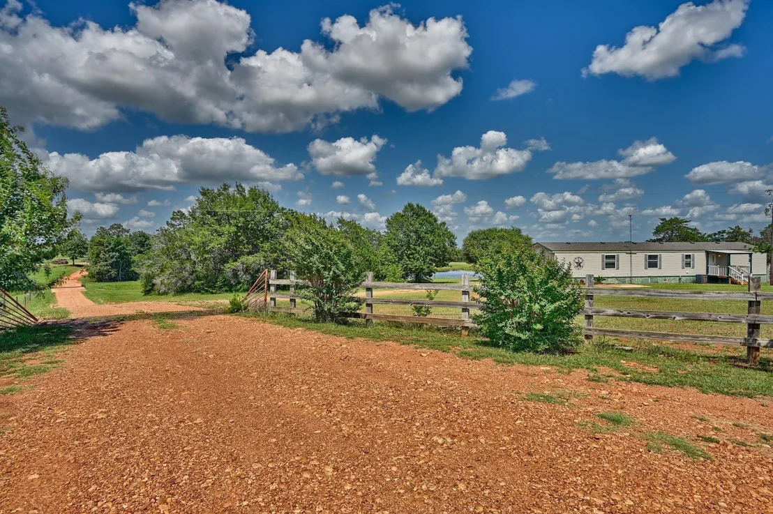 Photo of 1368 County Road 207