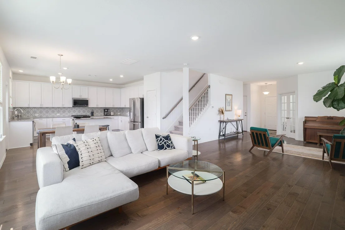 Photo of 6829 Ellsworth WALK
