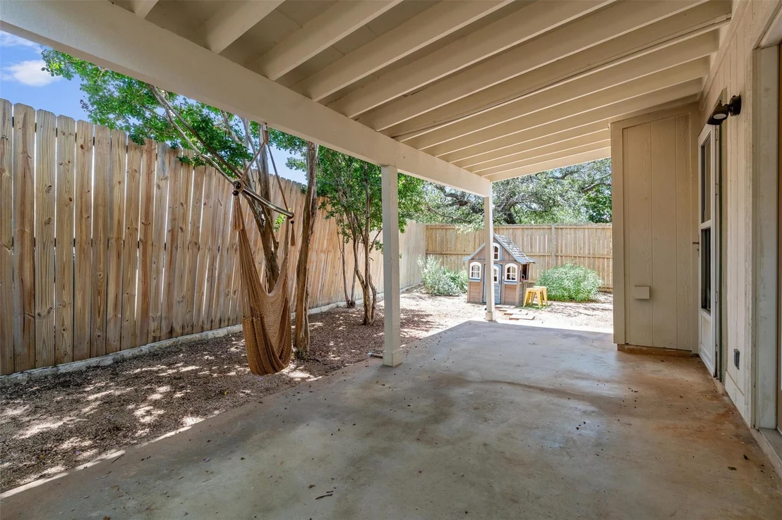 Photo of 112 Riverwood DR