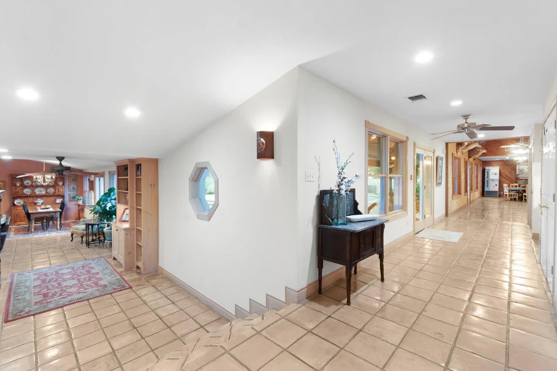 Photo of 306 Cardinal LN