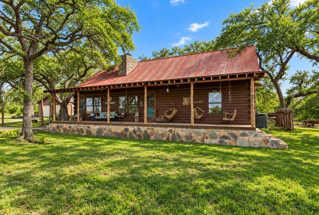 Photo of 1218 Oakwood LOOP