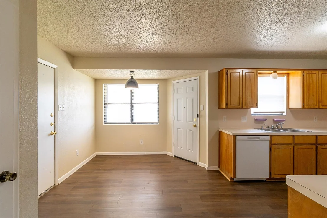 Photo of 2504 Boyd Ave