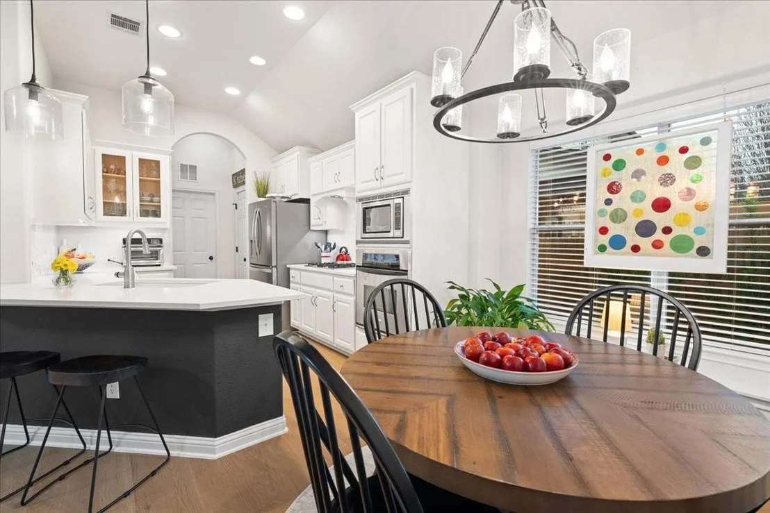 Photo of 843 Zappa DR