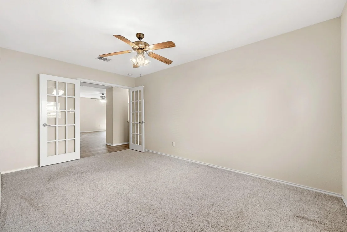 Photo of 301 Wildwood DR