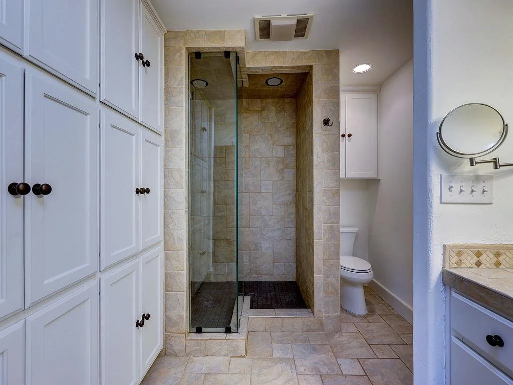 Photo of 903 Vanguard ST