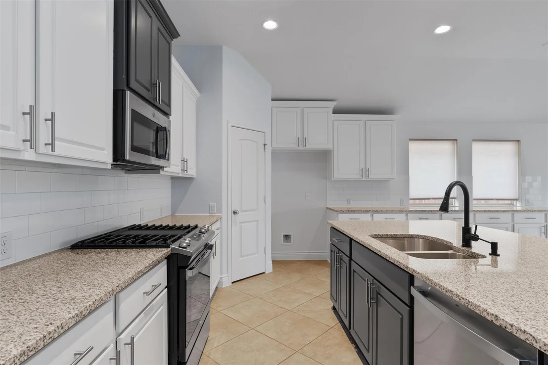 Photo of 217 Serrano ST