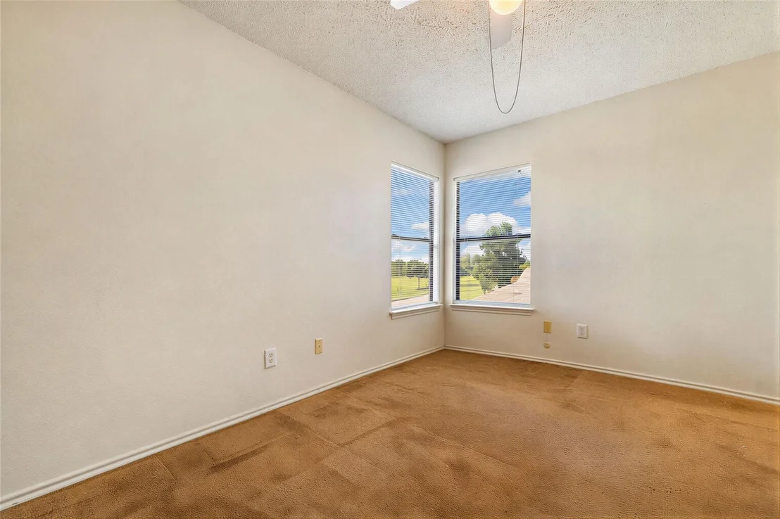 Photo of 1347 Lakeside LOOP