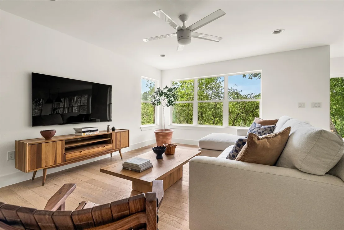 Photo of 2619 Pembrook TRL
