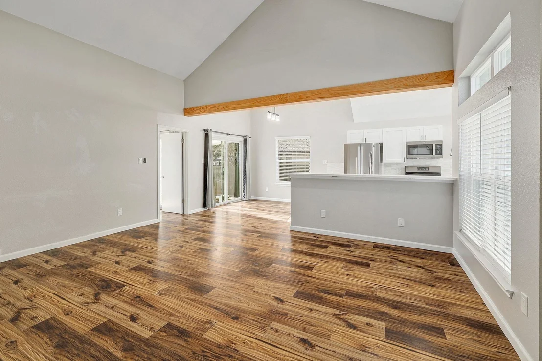 Photo of 2207 Raintree PATH