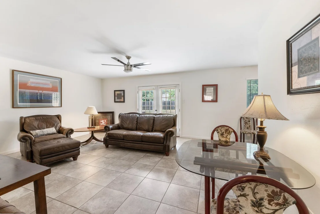 Photo of 2006 Heathwood CIR