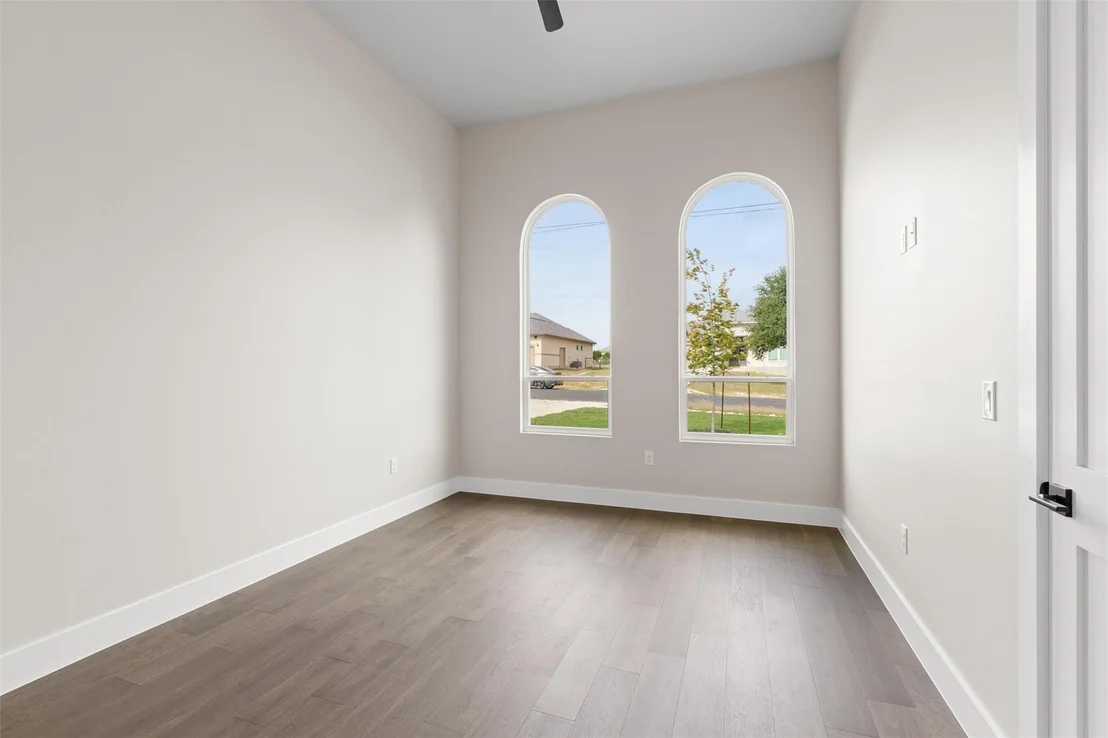 Photo of 118 Roy Nichols DR