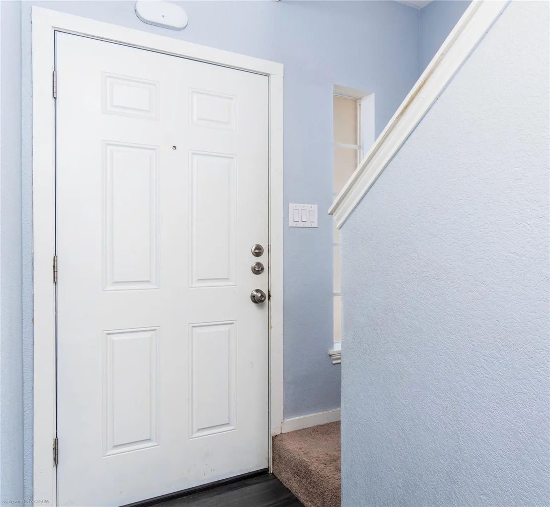 Photo of Unit C at 1845 River Crossing CIR
