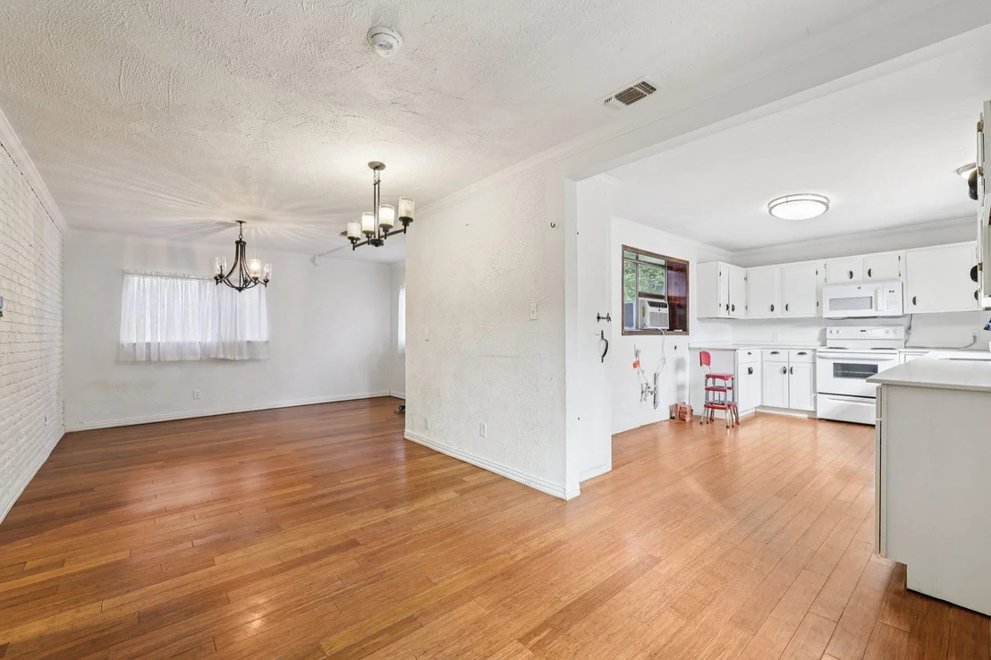 Photo of 339 Cool Water DR