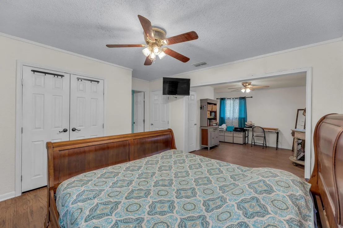 Photo of 928 Moccasin TRL
