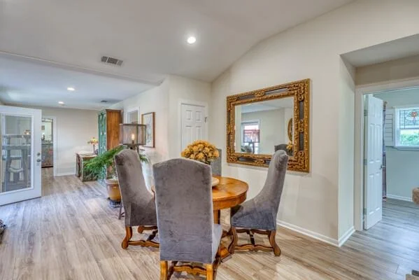 Photo of 215 E McGee TRL