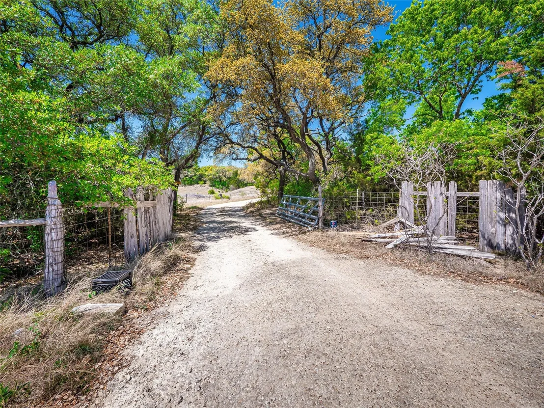 Photo of 21500 Firefly RD