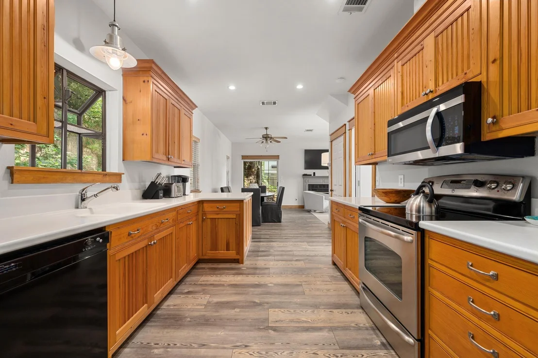 Photo of 2303 Big Horn DR