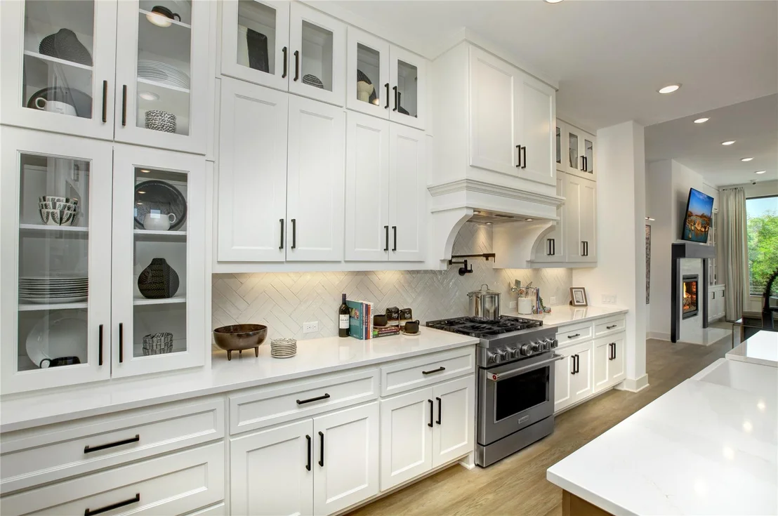 Photo of 208 Bold Sundown
