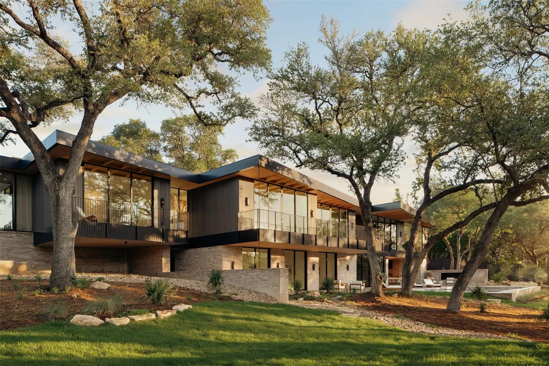 Photo of 7001 Oak Shores & 3607 Robbins DR