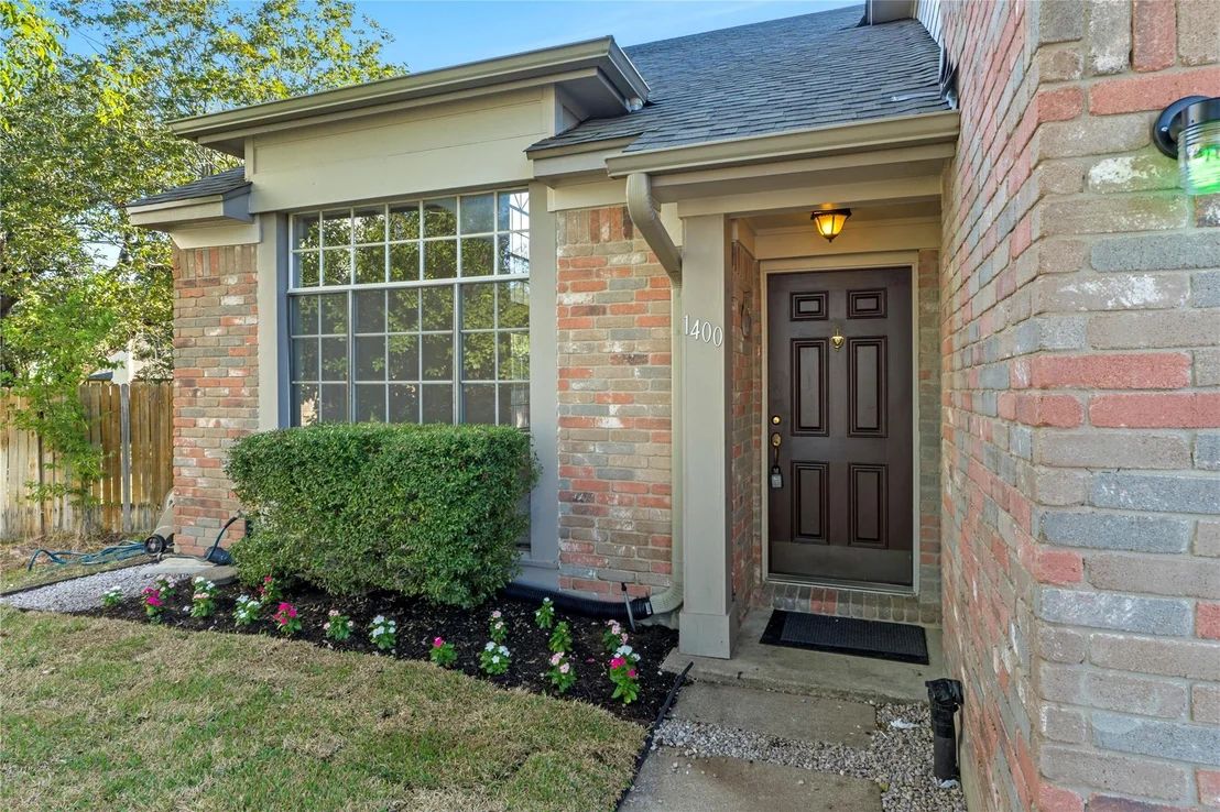 Photo of 1400 Brook WAY