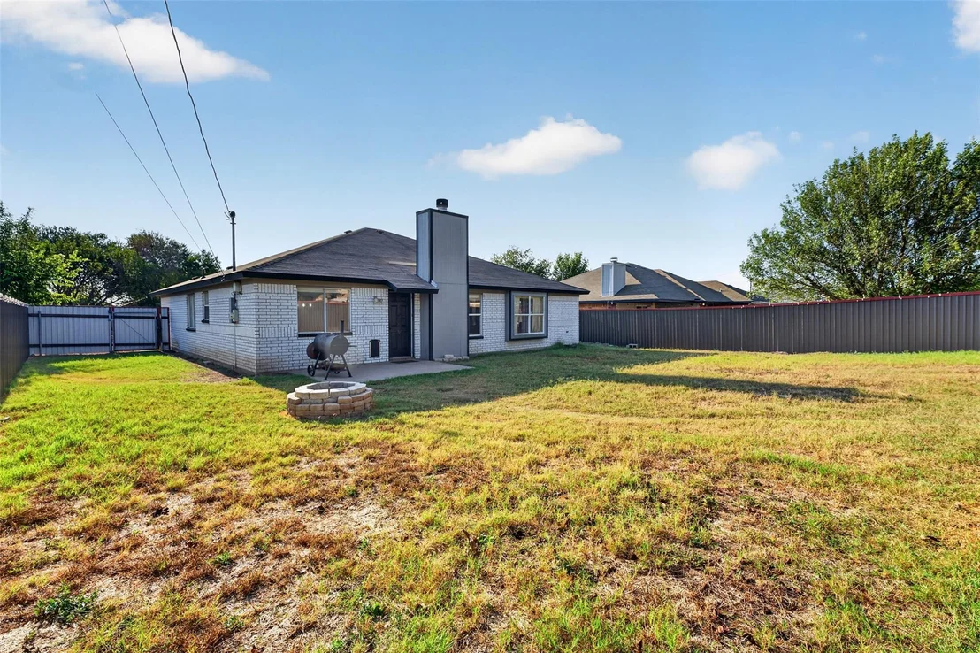 Photo of 1817 Dusk DR