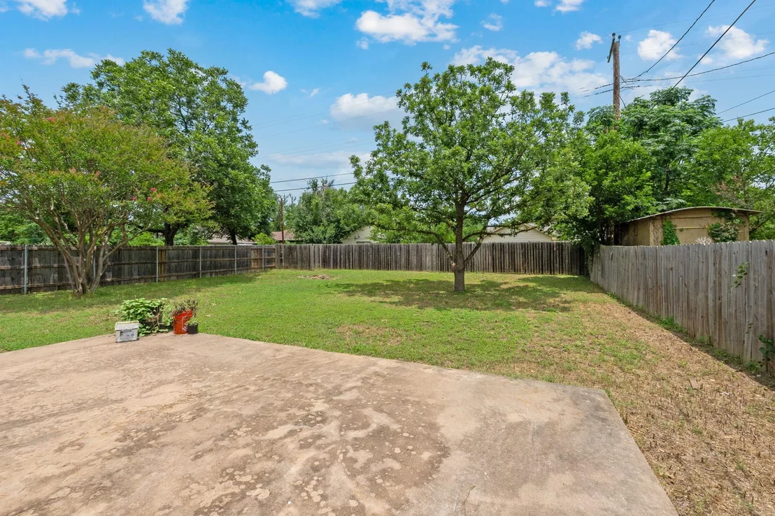 Photo of 2006 Heathwood CIR