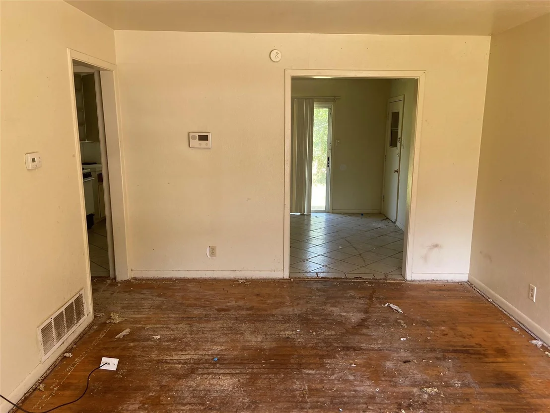Photo of 1303 Connell DR