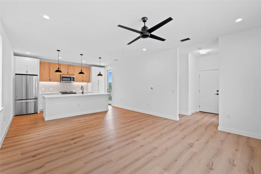 Photo of 1406 Mason Ave