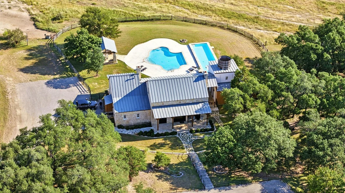 Photo of 753 W Sunset DR