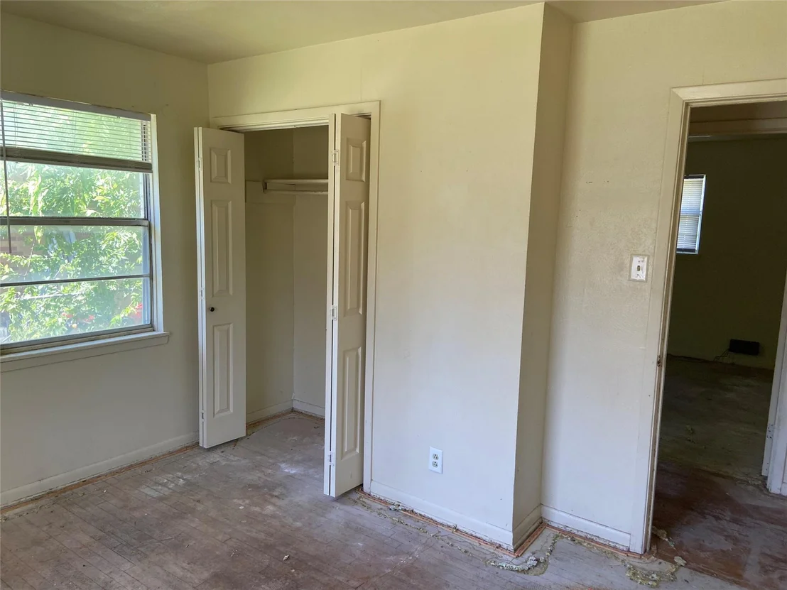 Photo of 1303 Connell DR