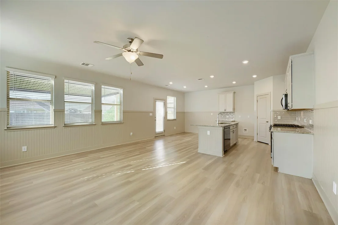Photo of 148 Mountain Valley ST