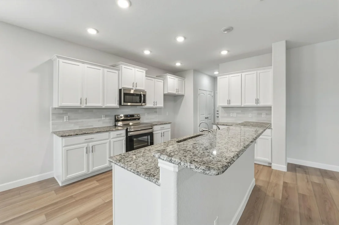 Photo of 301 Serpentine LN