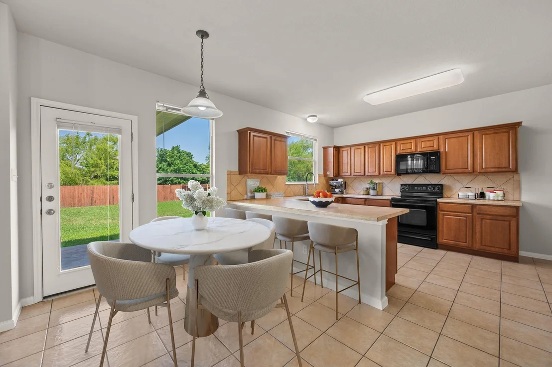 Photo of 215 Gainer DR