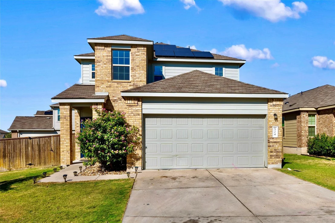 Photo of Unit 12F at 524 Circle WAY