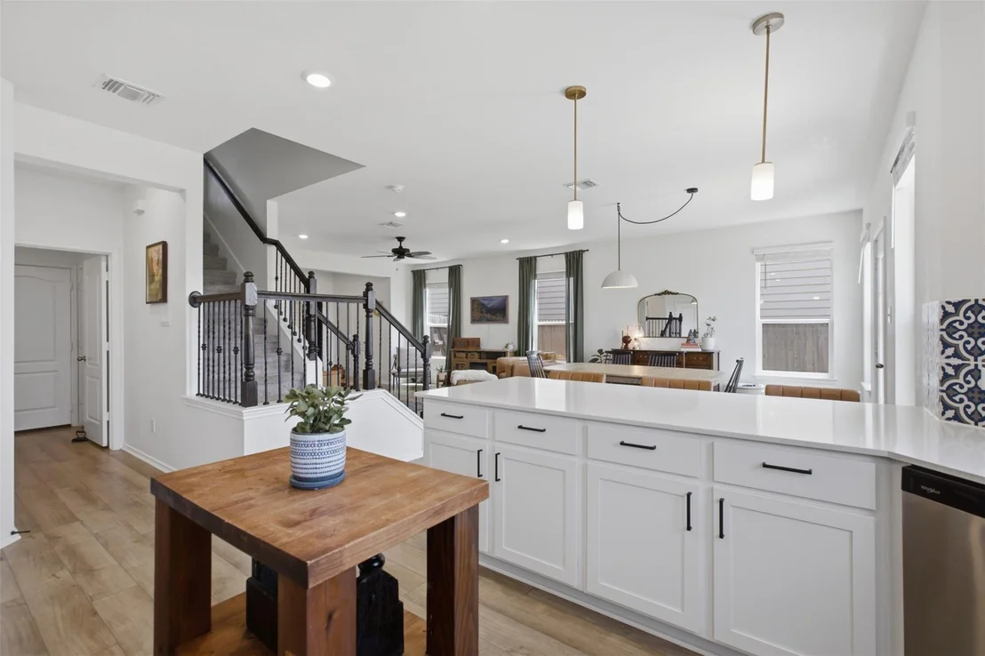 Photo of 110 Sweet Autumn DR