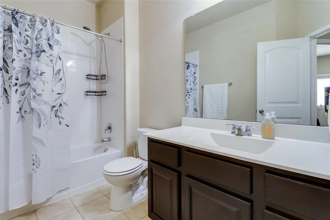 Photo of 1425 Hamiltons WAY