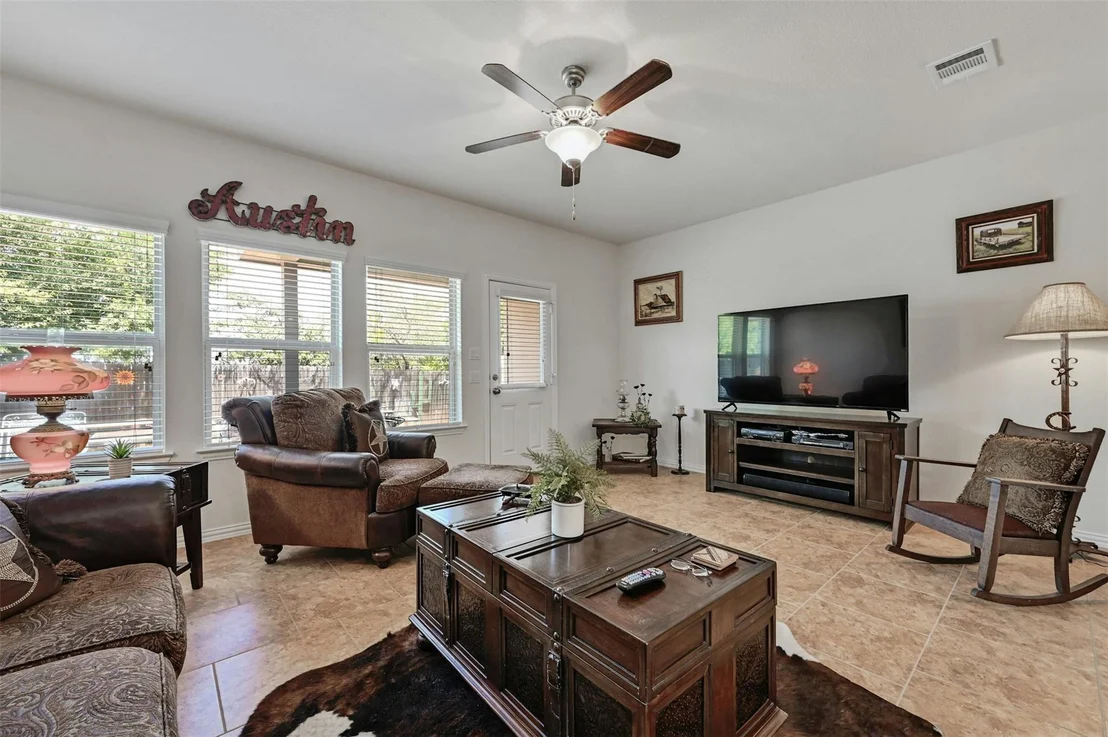 Photo of 265 Shale CIR
