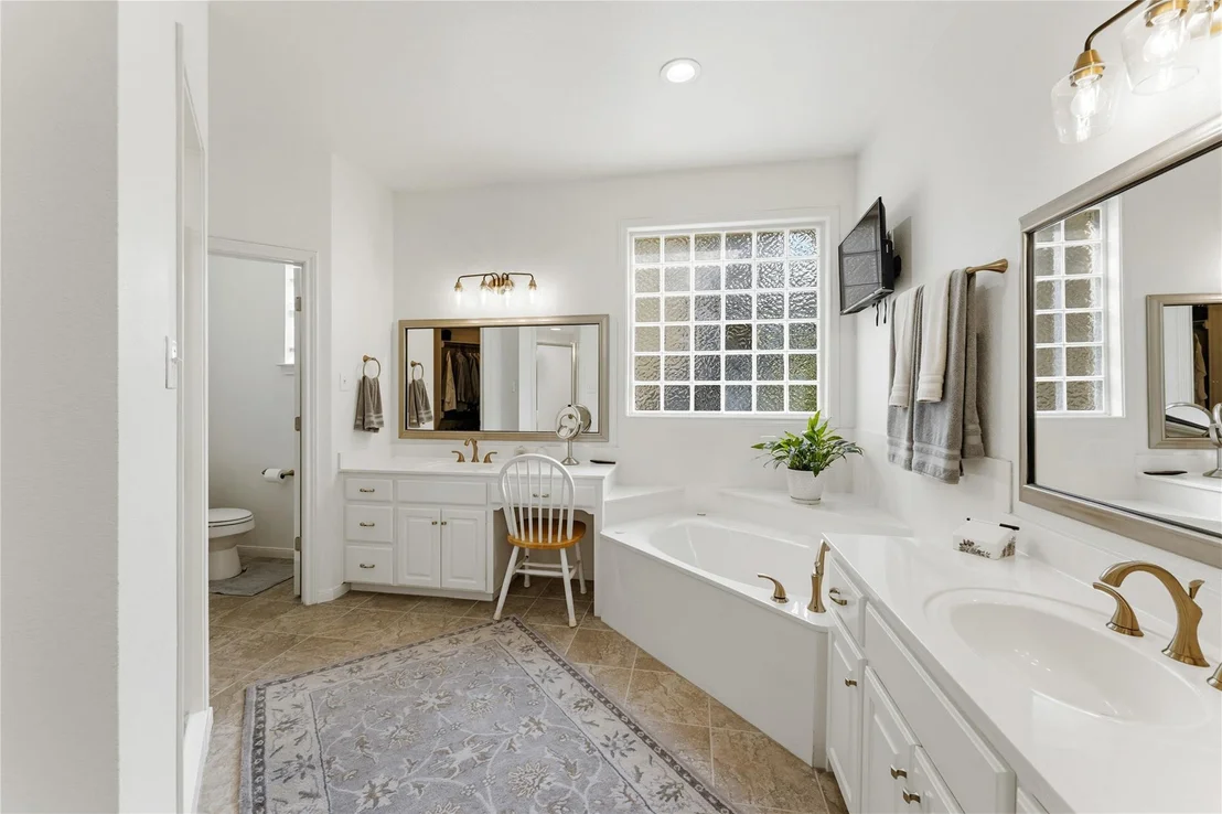 Photo of 3401 Chisholm TRL