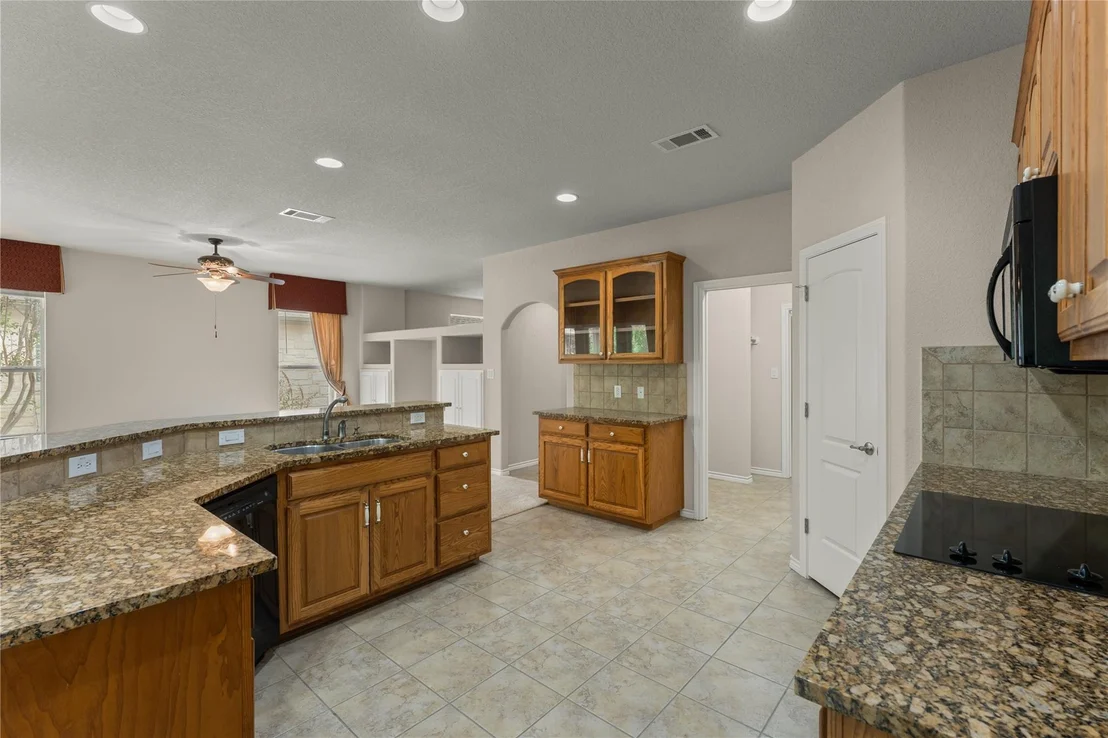 Photo of 302 Brazos DR