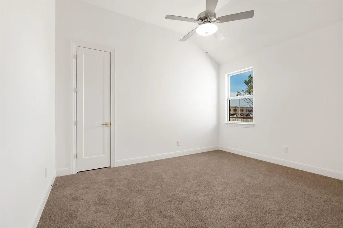 Photo of 129 Du Bois LN