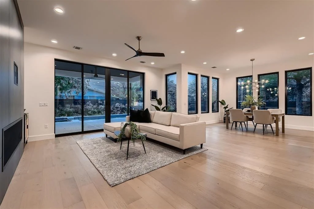Photo of 5810 Fairlane DR