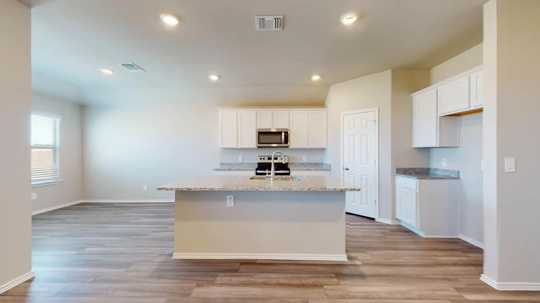 Photo of 405 Hector LOOP