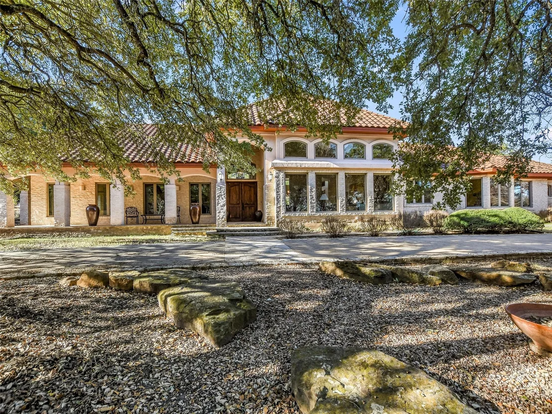 Photo of 25909 Hamilton Pool RD