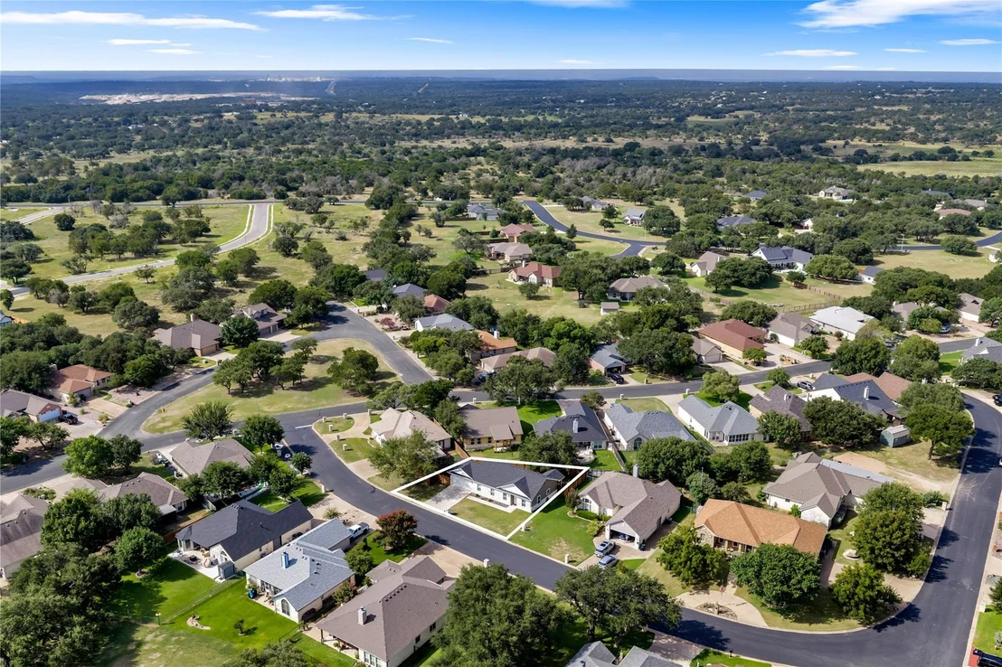 Photo of 102 Fox CIR
