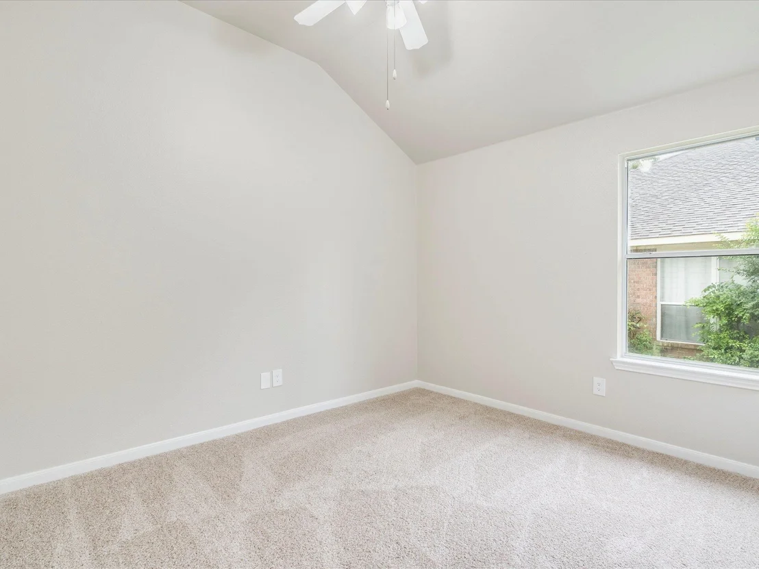 Photo of 105 Plumbago DR