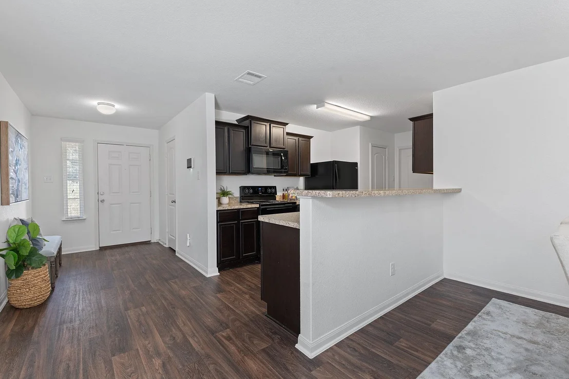 Photo of 1525 Breanna LN